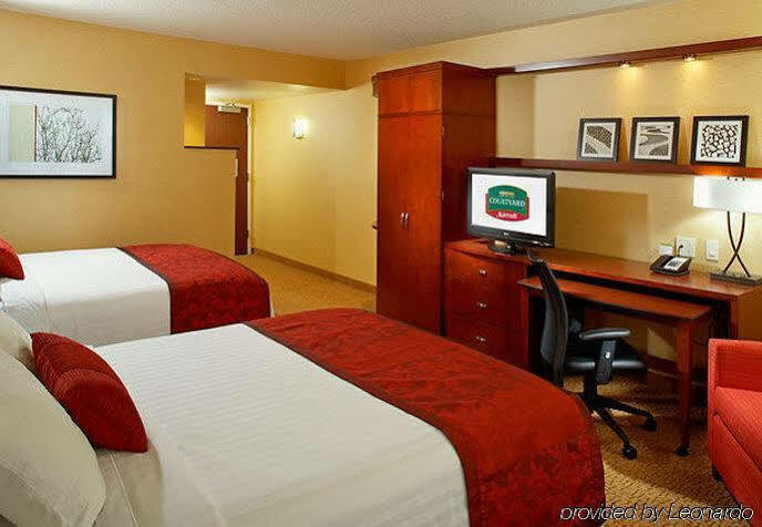 Courtyard Pittsburgh Settlers Ridge/Robinson Township Otel Imperial Dış mekan fotoğraf